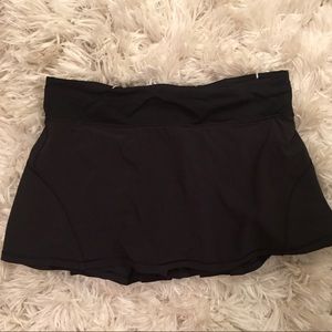 Lululemon circuit breaker skirt black size 8
